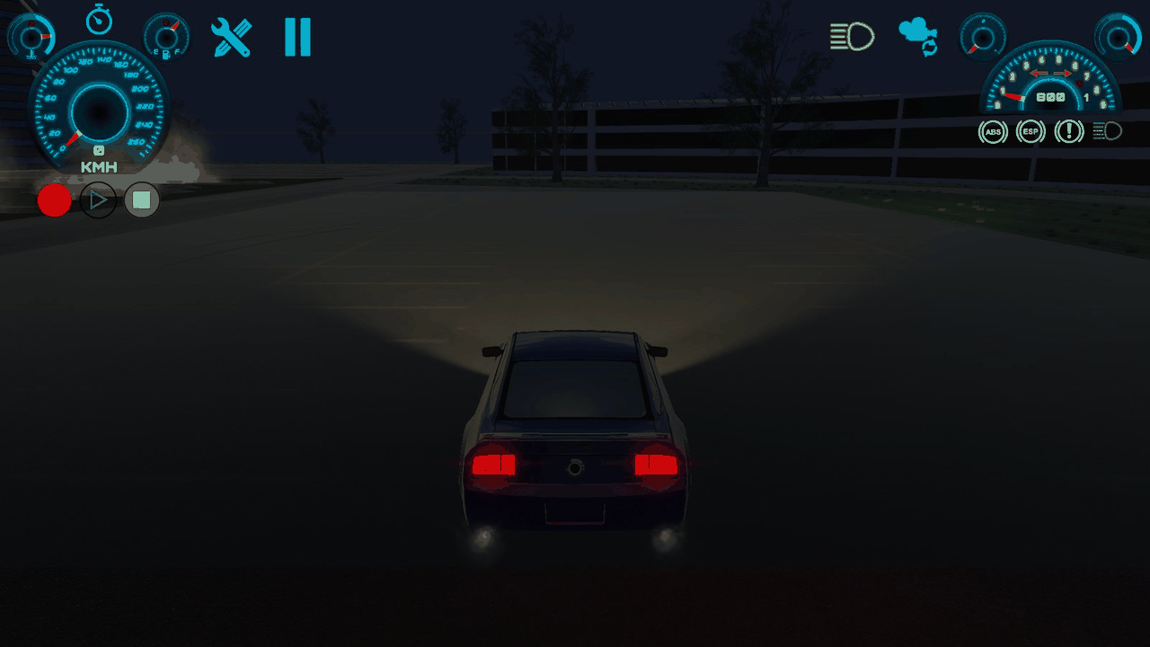 Low beams (L): a short, wide pool of light in front of the car.